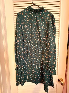 SHEIN Green Floral Long Sleeve Ruffle Neck Dress